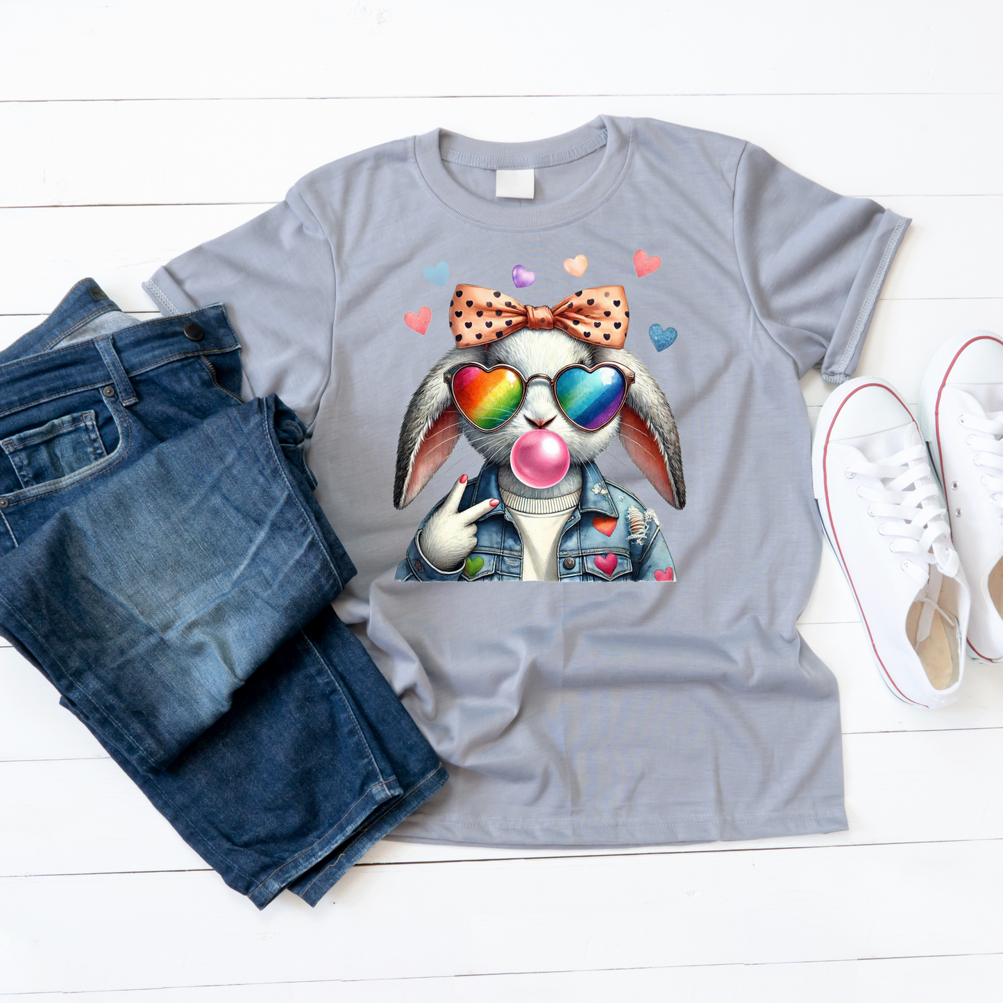 Bubble Gum Bunny Love Graphic Tee, Cute Aesthetic Bunny Rabbit Shirt, Pastel Animal Lover Gift, Unisex Trendy Bunny Shirt Casual Wear