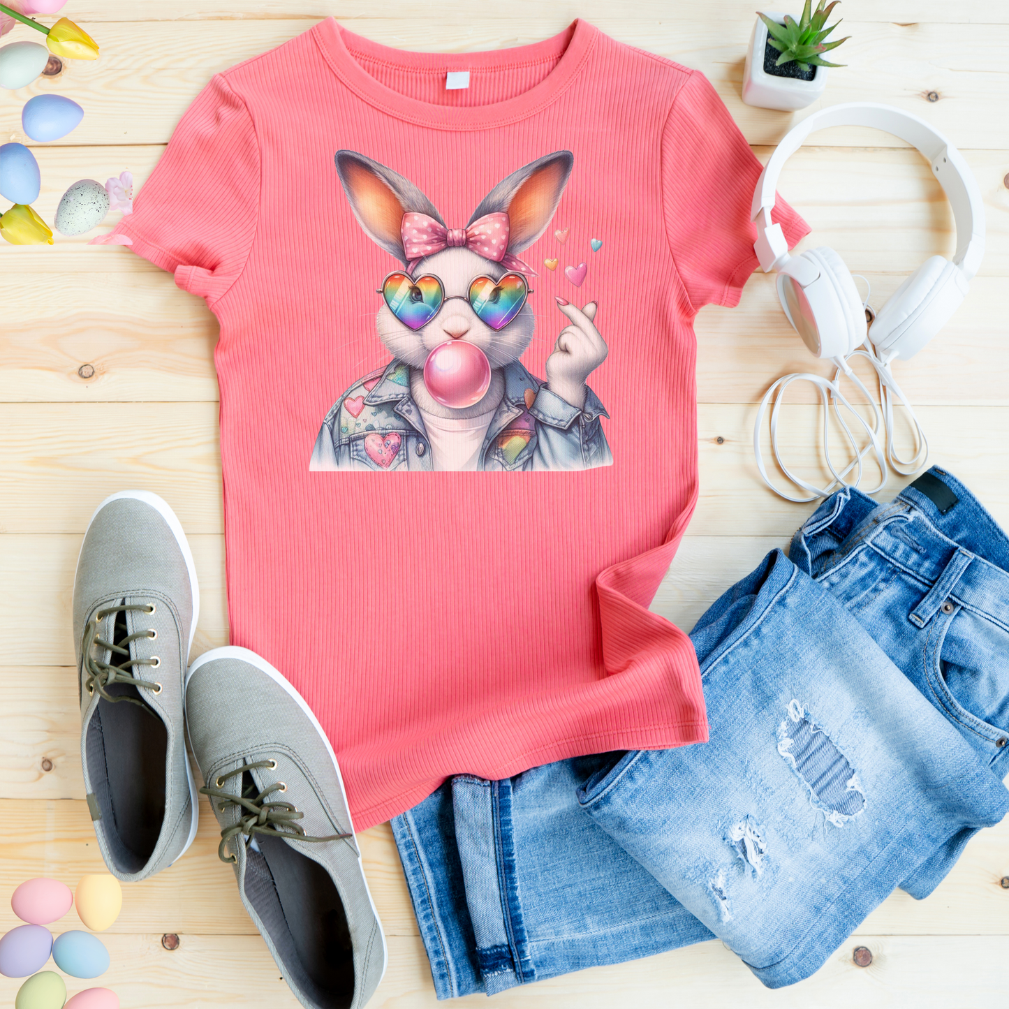 Bubble Gum Bunny Love Graphic Tee, Cute Aesthetic Bunny Rabbit Shirt, Pastel Animal Lover Gift, Unisex Trendy Bunny Shirt Casual Wear